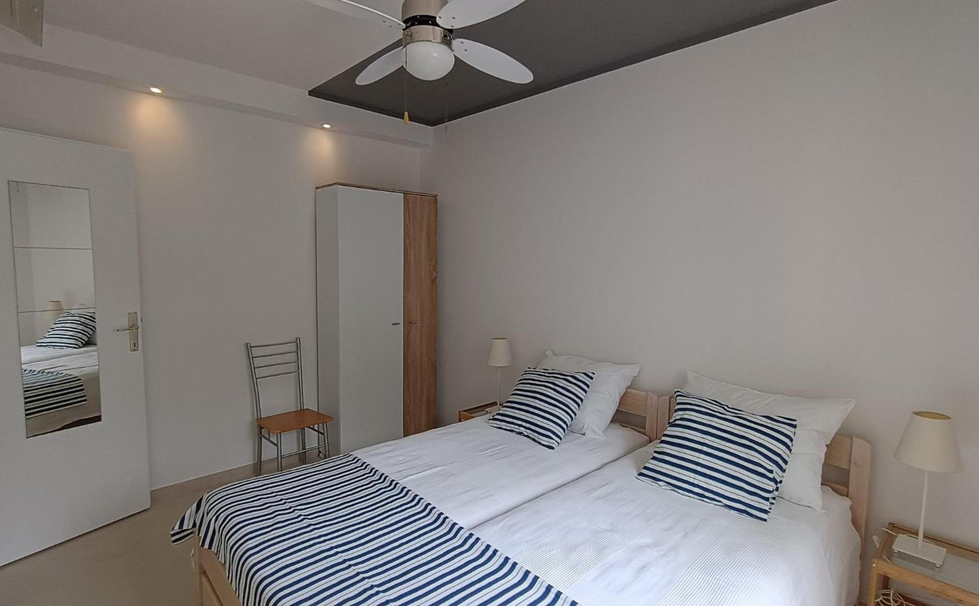 Apartments Grbin Lumbarda Exterior foto